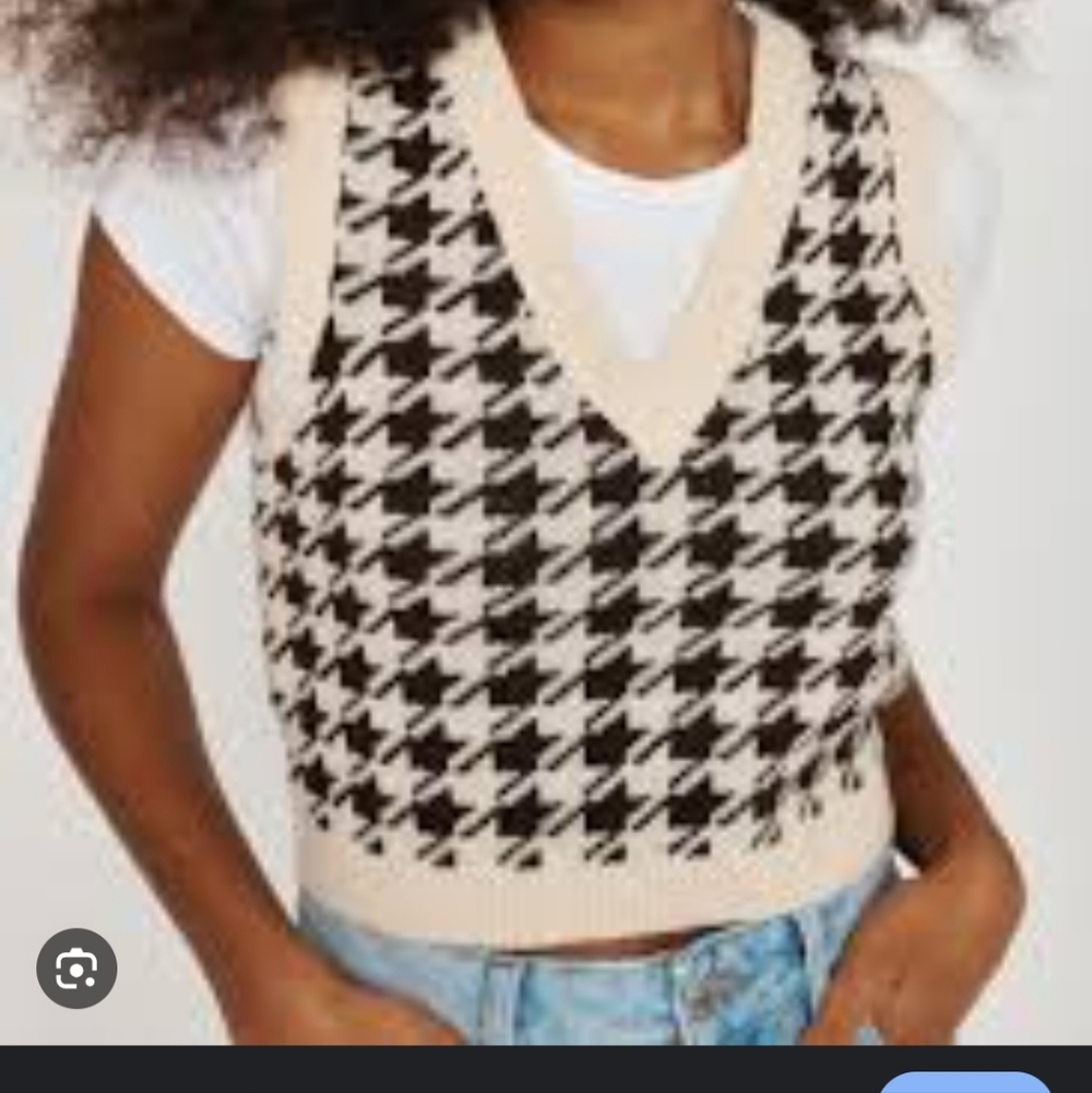 Garage Houndstooth Brown & Cream Sweater Vest Cropped Size Medium Preppy Grandpa